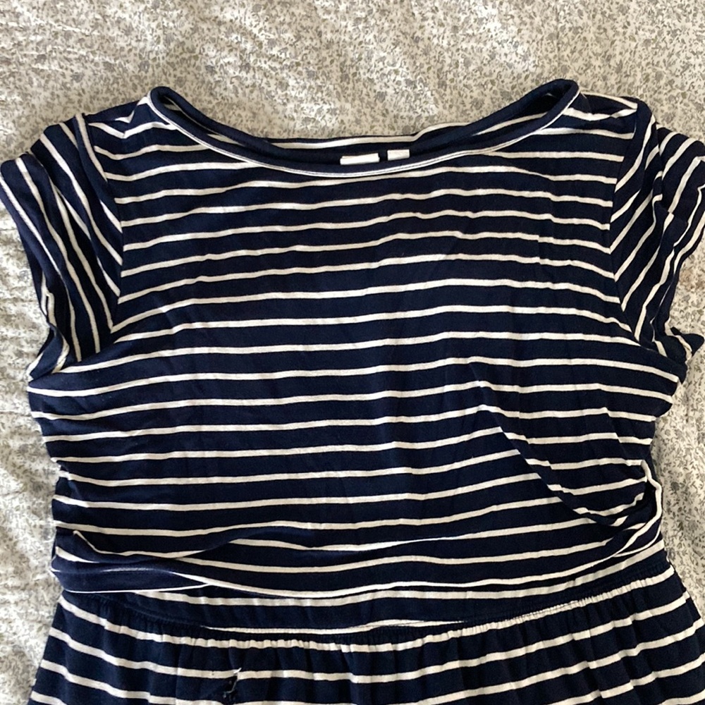 gap maternity/nursing navy stripe dress